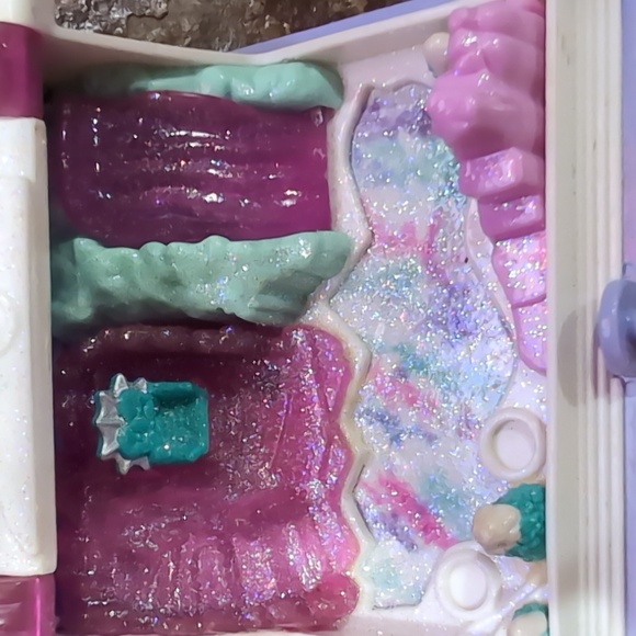 VTG Bluebird Polly Pocket Winter Wonderland Purple Book Snow Compact ONLY - Picture 7 of 7